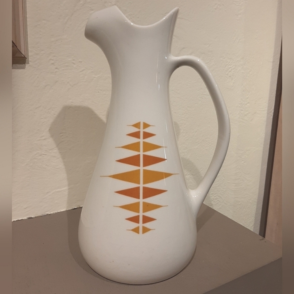 Iroquois China pitcher